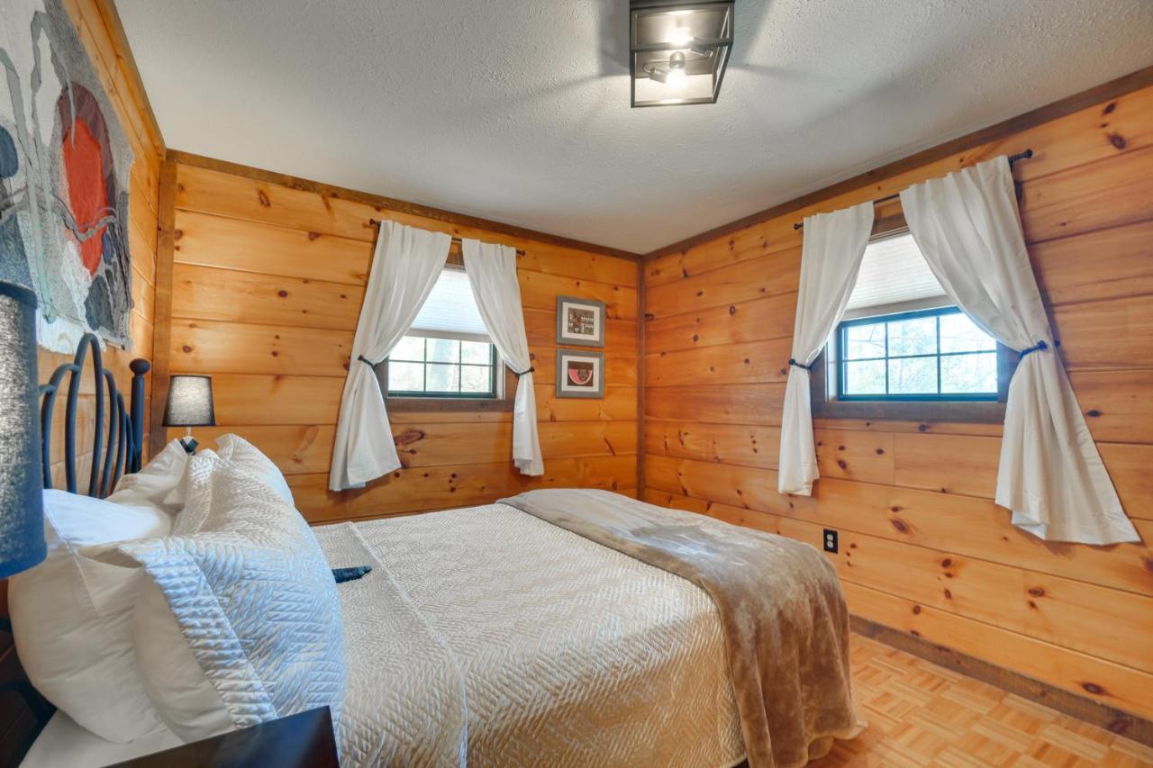 Central Sevierville Cabin With Hot Tub And Views! Exterior foto